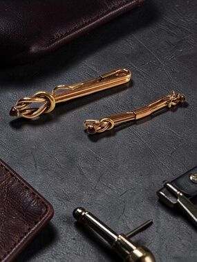 Vintage Retro Tie Clip and Tie Bar Set in Two Tone Plated Metal